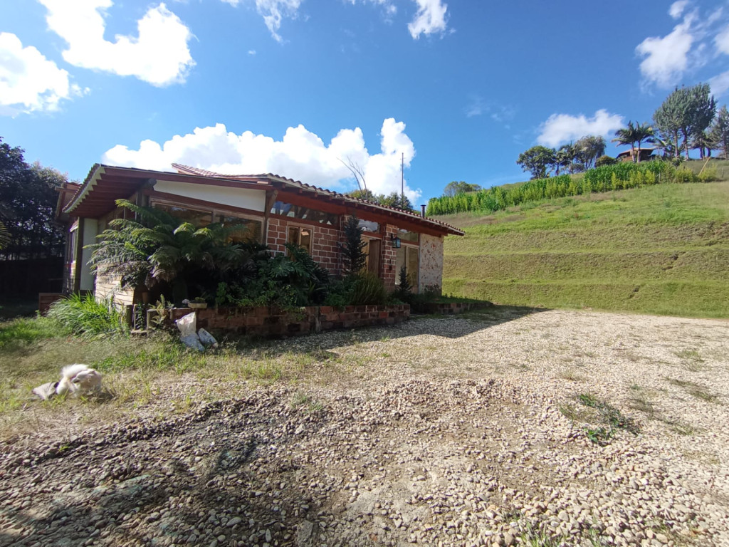 Finca disponible para Ambos en Rionegro Quirama - Ojo De Agua Foto numero 1