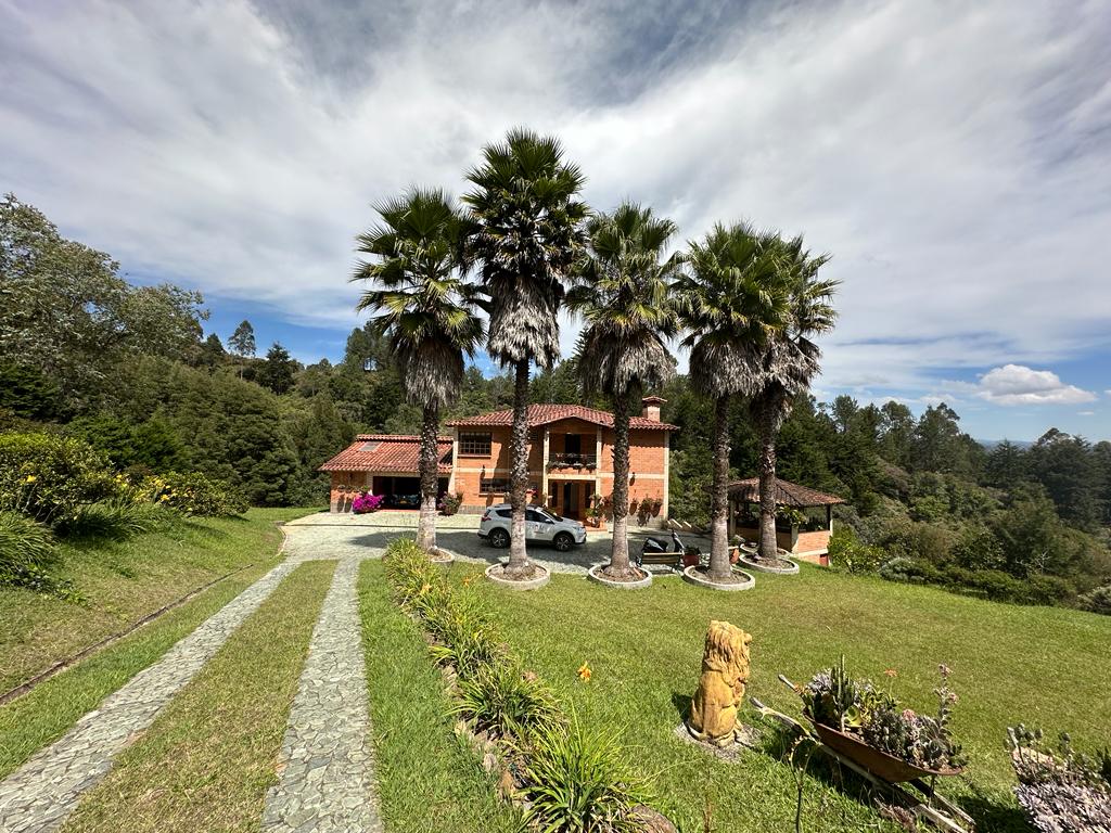 Finca disponible para Venta en Rionegro Llanogrande Foto numero 1