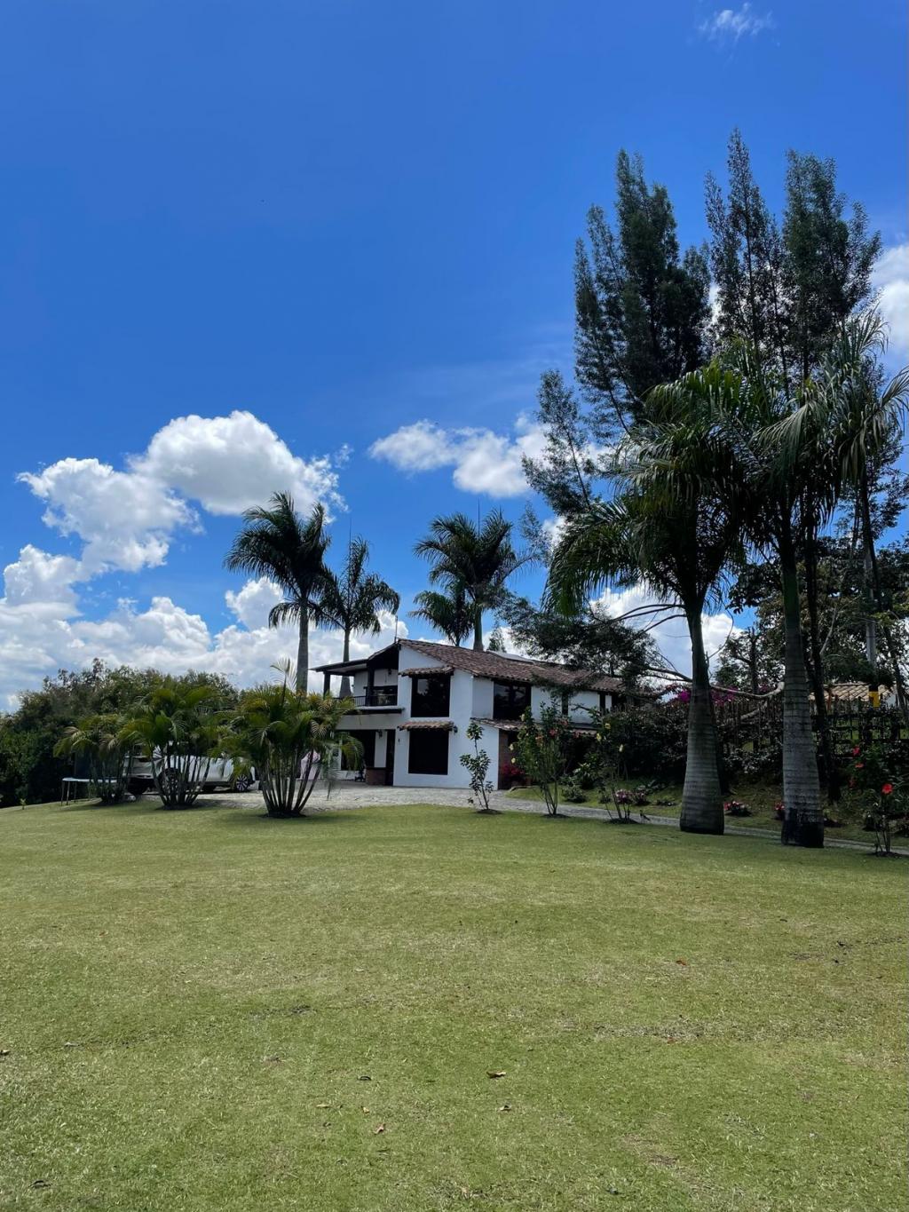 Casa disponible para Venta en Carmen De Viboral Vía San Antonio - La Ceja Foto numero 1