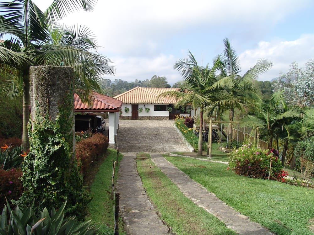 Casa disponible para Venta en Carmen De Viboral Vía San Antonio - La Ceja Foto numero 1