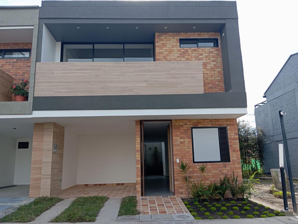 Casa disponible para Venta en La Ceja Sector Viva Foto numero 1
