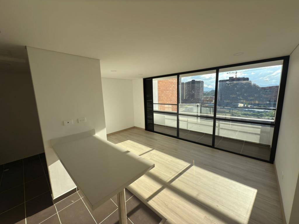Apartamento disponible para Ambos en Rionegro con un valor de $2,700,000 - $568,268,000 código 1003503