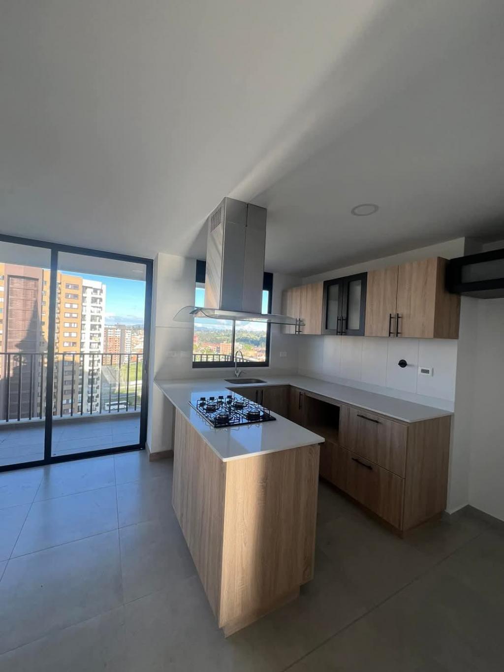 Apartamento disponible para Arriendo en Rionegro con un valor de $3,000,000 código 1003714
