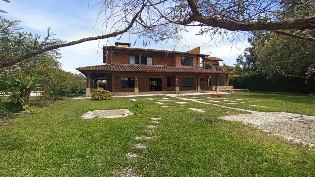 Finca disponible para Arriendo en Carmen De Viboral Vía El Carmen Foto numero 1