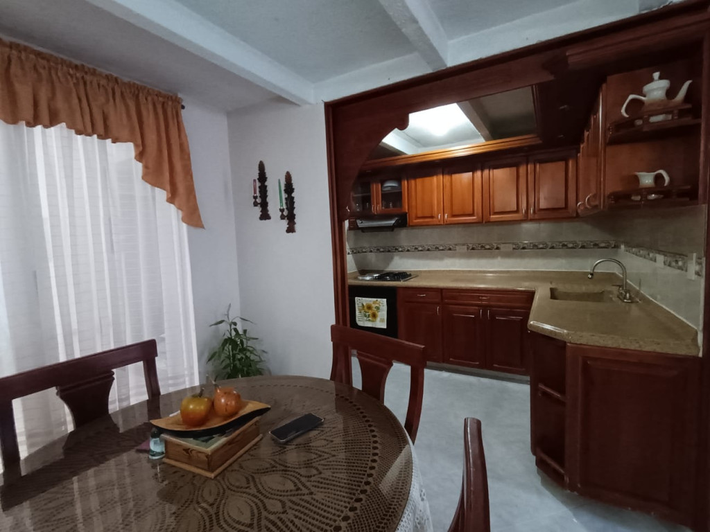 Casa disponible para Venta en Rionegro El Porvenir Foto numero 1