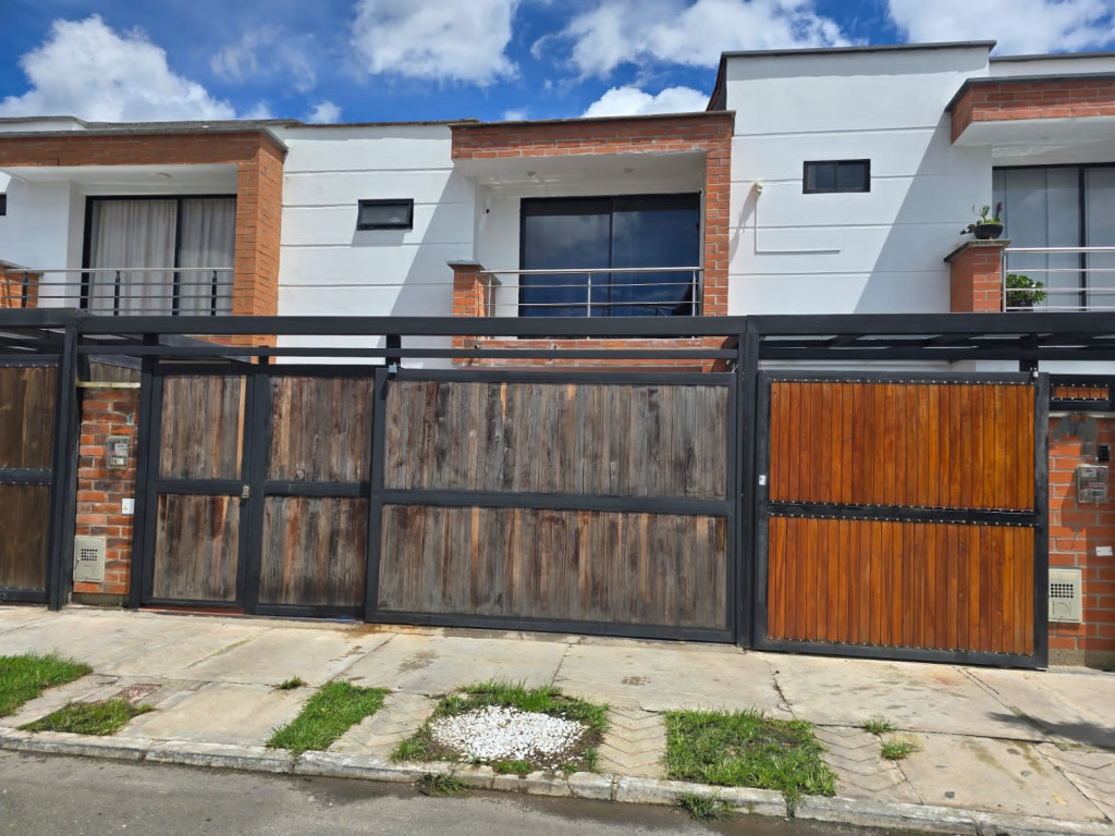 Casa disponible para Venta en La Ceja La Ceja Foto numero 1
