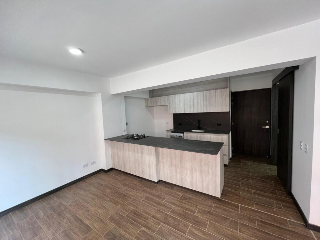 Apartamento disponible para Venta en Retiro Sector Puro Cuero Foto numero 1