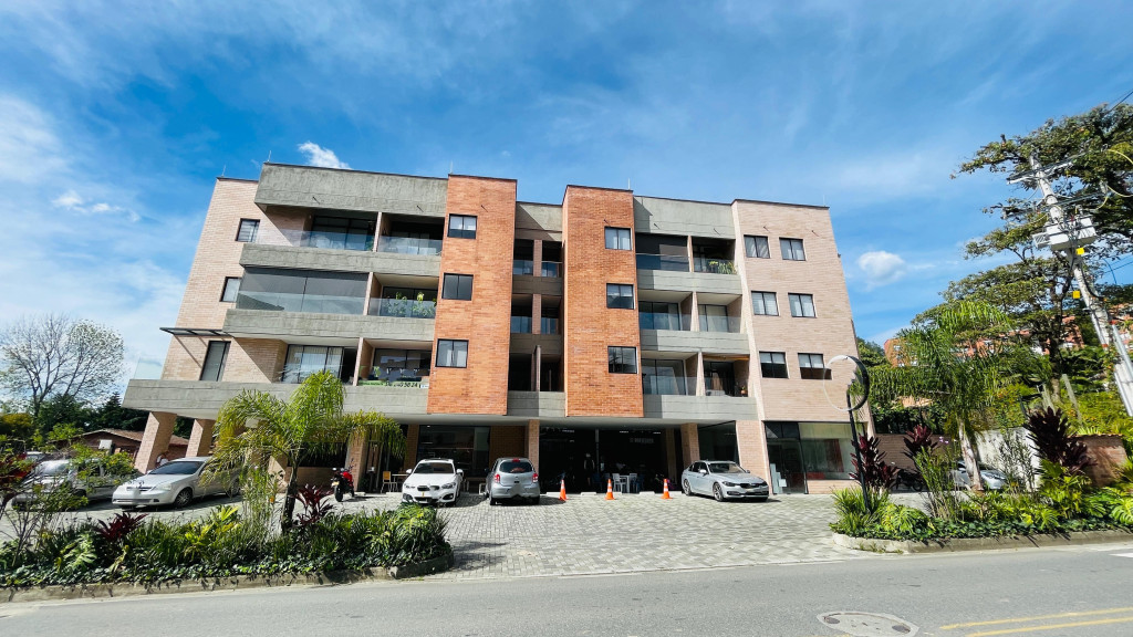 Apartamento disponible para Venta en Retiro Sector Puro Cuero Foto numero 1