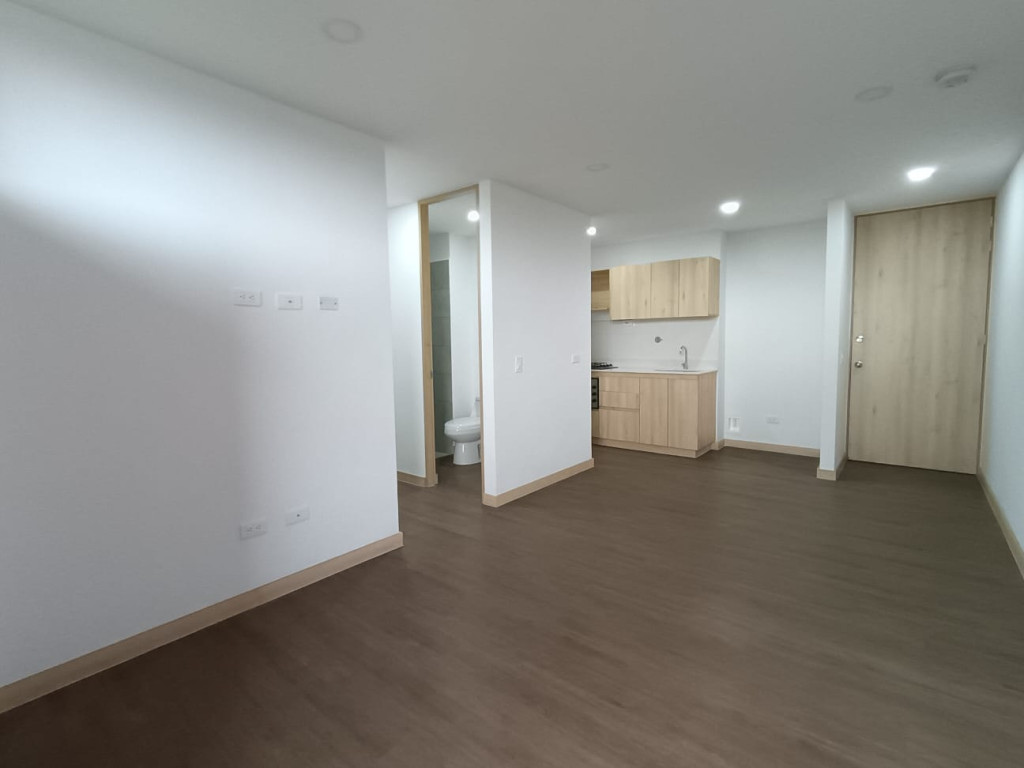 Apartamento disponible para Arriendo en Rionegro con un valor de $2,400,000 código 1003350