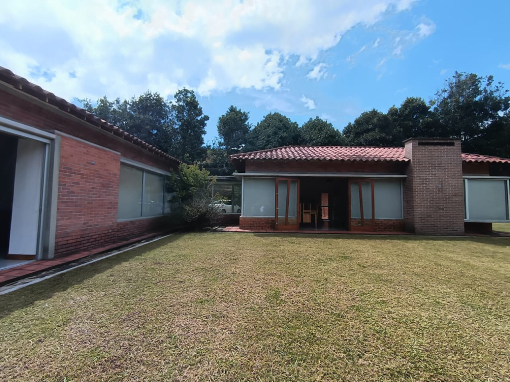 Casa-Finca disponible para Arriendo en Carmen De Viboral Guamito Foto numero 1