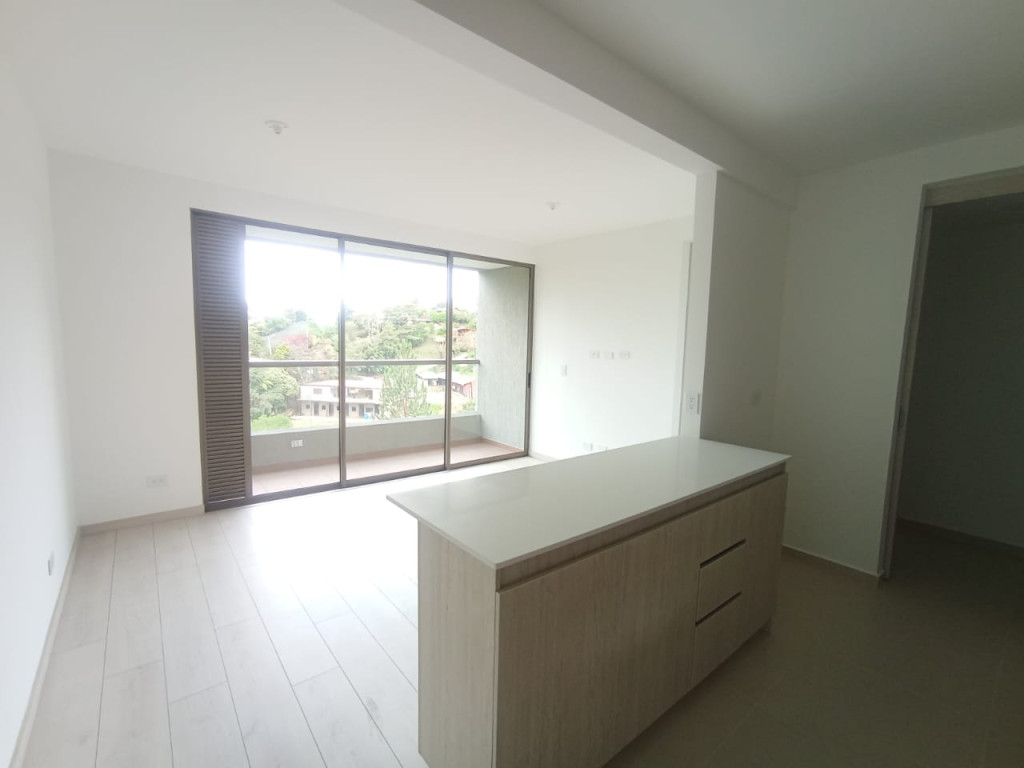 Apartamento disponible para Arriendo en Rionegro con un valor de $2,400,000 código 1003331