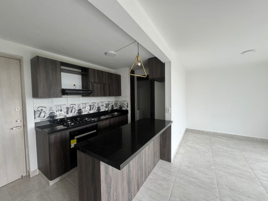 Apartamento disponible para Arriendo en Rionegro con un valor de $2,700,000 código 1003269