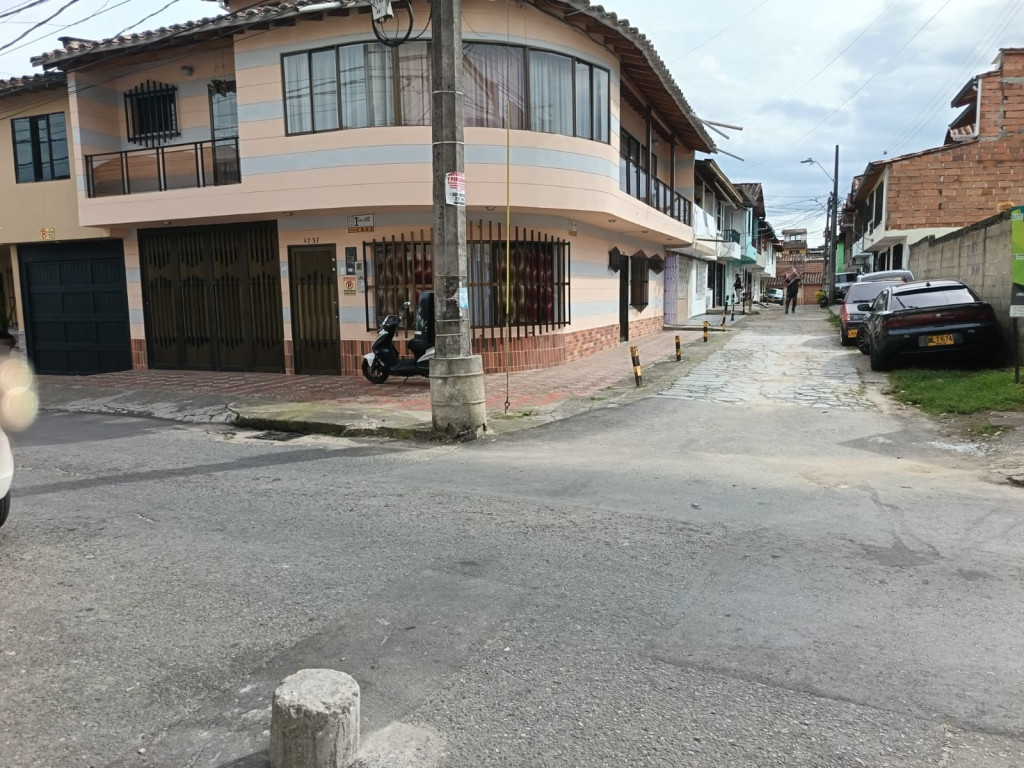 Casa disponible para Venta en Rionegro Los Lagos Foto numero 1