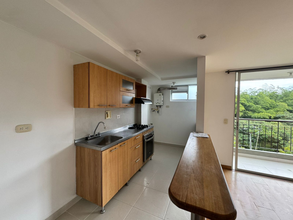 Apartamento disponible para Arriendo en Rionegro con un valor de $1,650,000 código 1003232