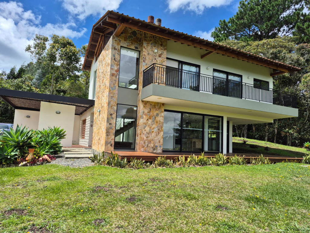 Finca disponible para Arriendo en La Union La Ceja - La Unión Foto numero 1
