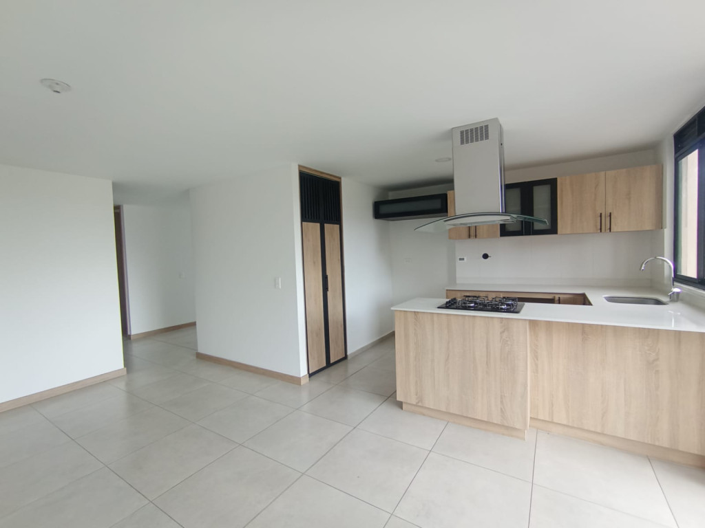 Apartamento disponible para Arriendo en Rionegro con un valor de $2,700,000 código 1003183