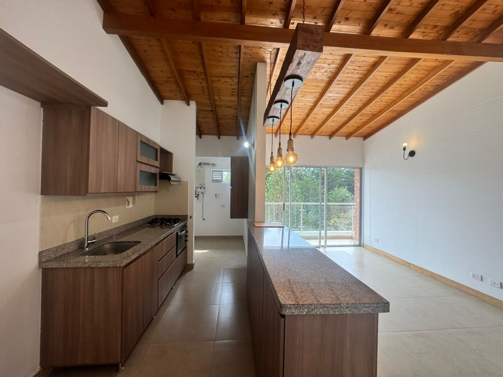 Apartamento disponible para Arriendo en Rionegro con un valor de $2,300,000 código 1003177