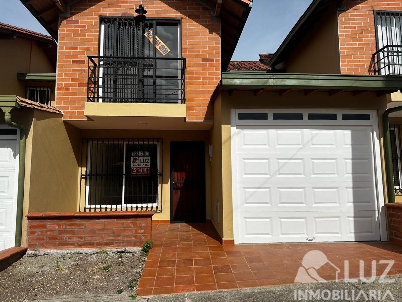 Casa disponible para Arriendo en Rionegro San Antonio De Pereira Foto numero 1
