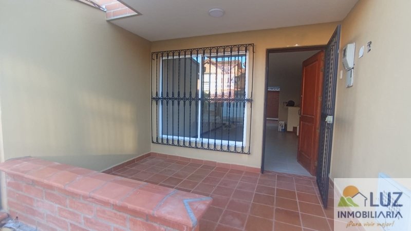 Casa disponible para Arriendo en Rionegro San Antonio De Pereira Foto numero 1
