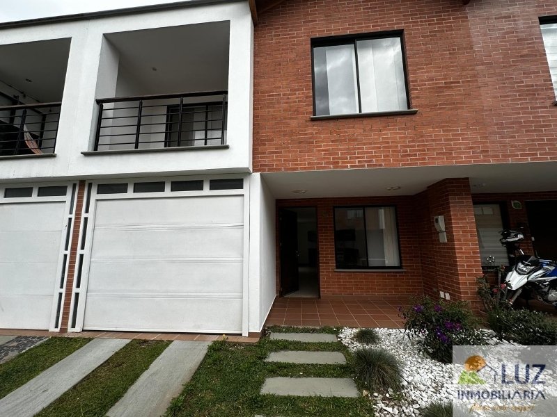 Casa disponible para Arriendo en La Ceja La Ceja Foto numero 1
