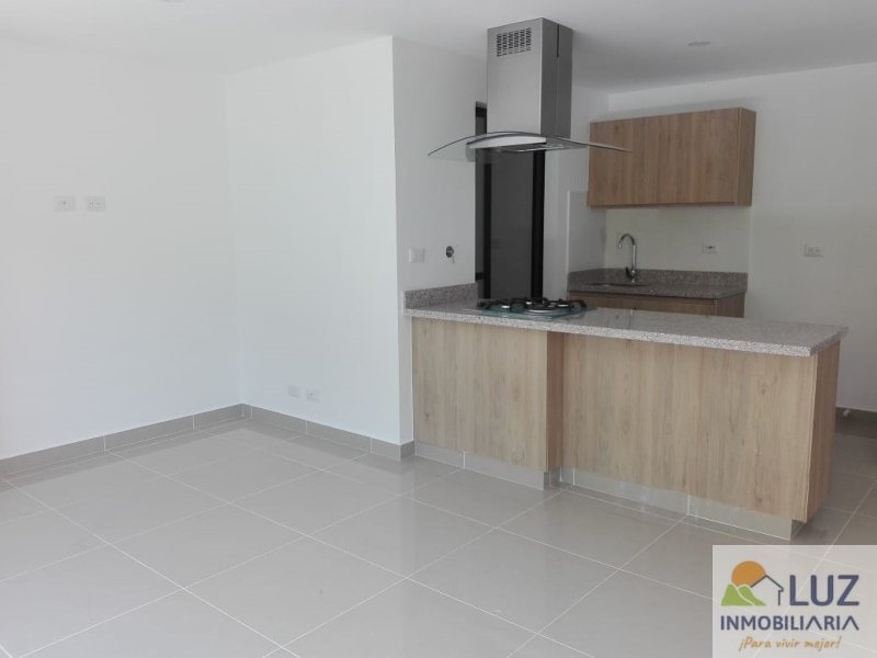 Apartamento disponible para Arriendo en Rionegro Cerca A San Antonio Foto numero 1