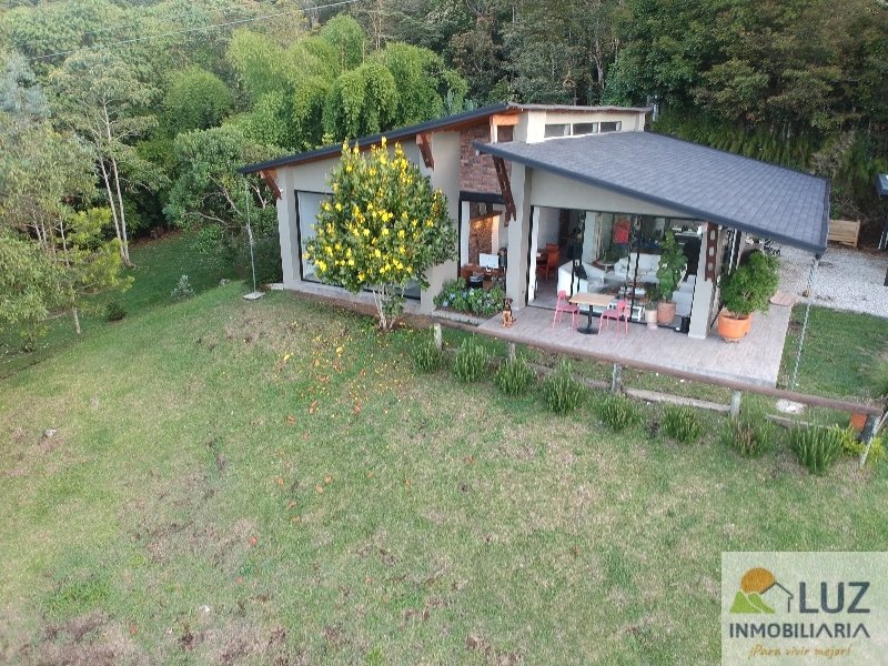 Finca disponible para Arriendo en La Ceja Via La Ceja - San Antonio Foto numero 1